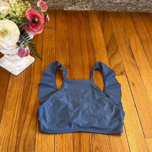 aerie Other - Aerie‎ Ruffle Bikini Top Size Small 🌸NWOT